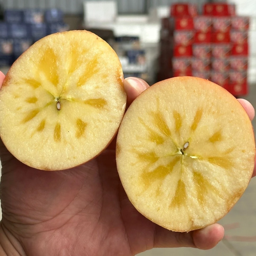 新疆阿克苏冰糖心苹果新鲜水果脆甜多汁整箱包邮