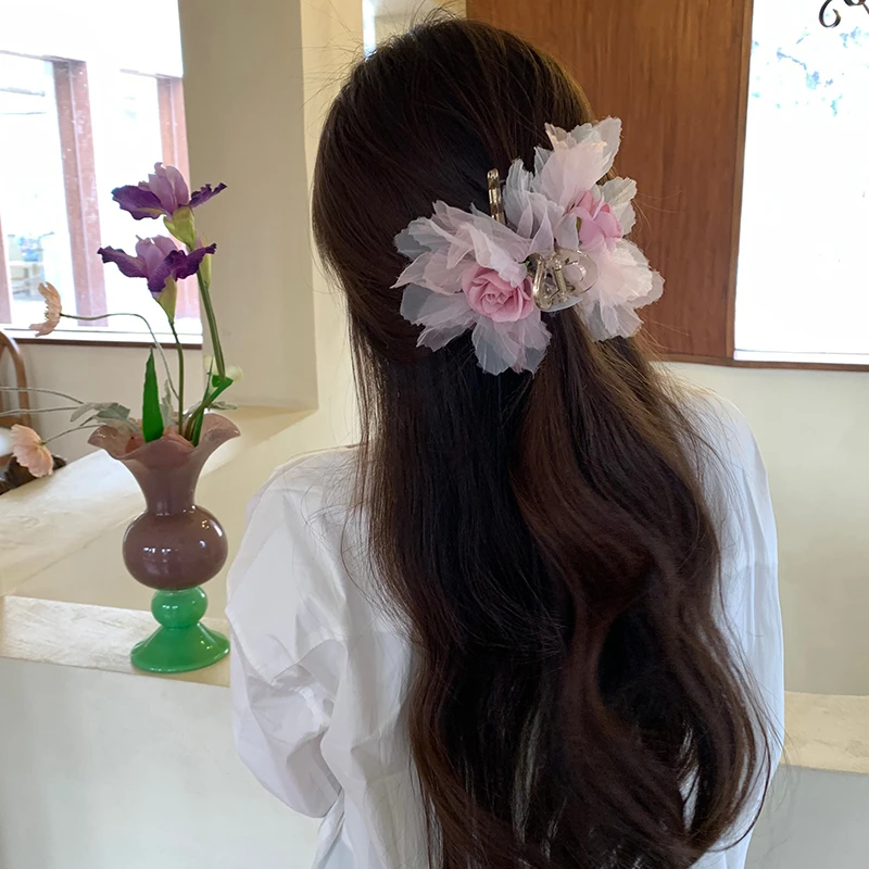 夏季玫瑰花朵抓夹女2024新款高级感鲨鱼夹子发卡头饰高端发夹发饰