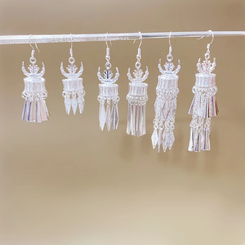 合金无非金属耳饰 新款苗族牛角灯笼流苏花鼓耳环日常佩戴耳饰品