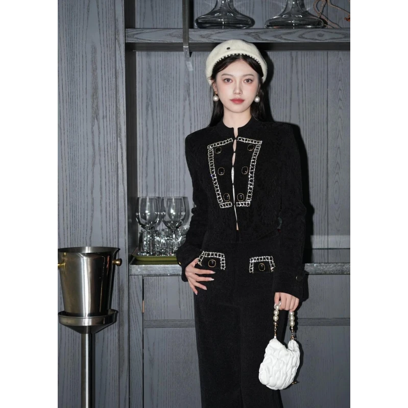 2024秋冬新款巴洛克宫廷风黑色刺绣针织上衣/高腰长裤GFC2410252