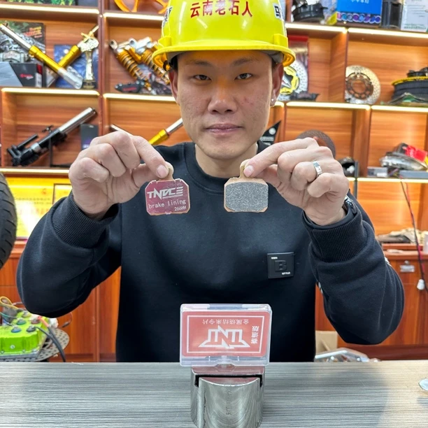 TNT赛道金属烧结皮小螃蟹 鲍鱼 水鸟 大辐射