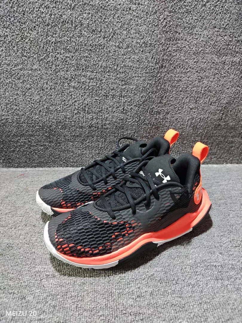 二手43码 安德玛/ Under Armour Spawn 3 篮球鞋