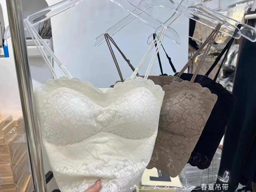 2402夏季中长款蕾丝无痕固定乳胶杯