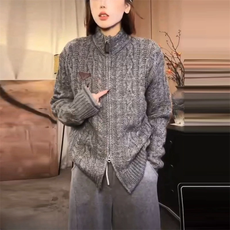 韩系温柔纯色拉链针织衫女2025春季新款宽松显瘦文艺感上衣外套潮