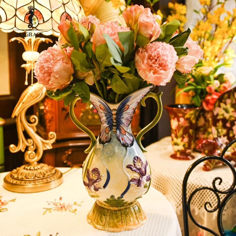 MAGRACE HOME蝶舞陶瓷彩绘双耳花瓶复古浮雕彩瓷家居装饰摆件