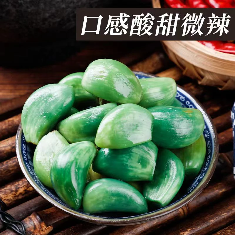 翡翠腊八蒜山东腊八蒜山东传统特产绿色醋泡大蒜新鲜脆爽酸甜微辣