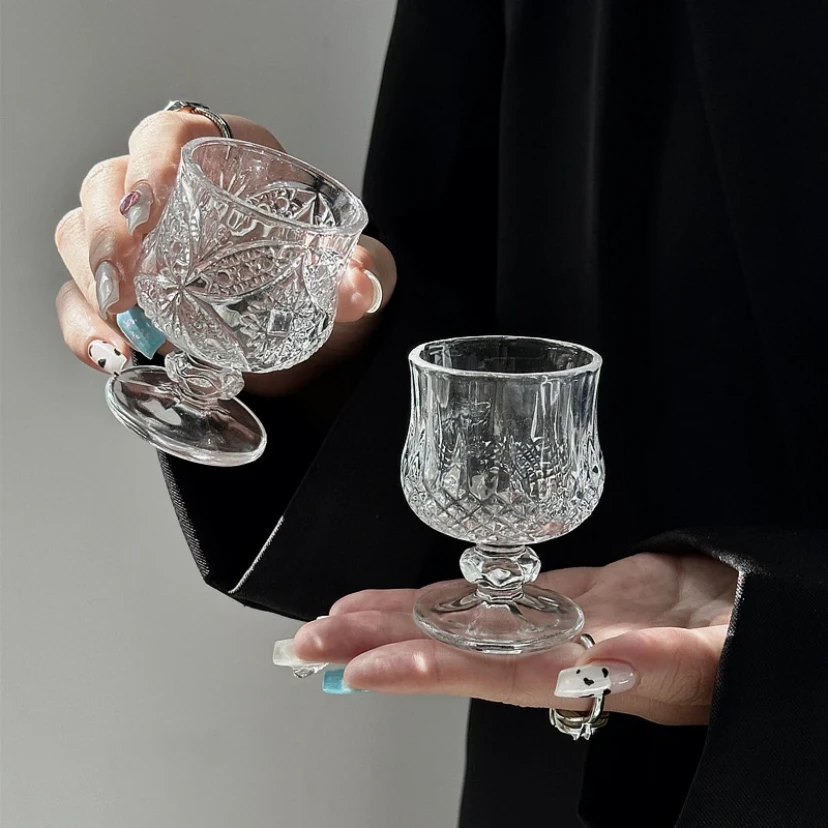 【拍1发8】白酒杯钻石蝴蝶酒杯家用白酒杯迷你小酒杯花器