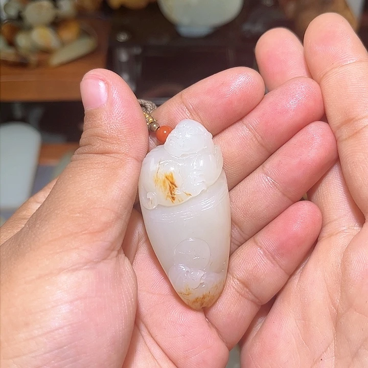 和田玉颈饰未镶嵌