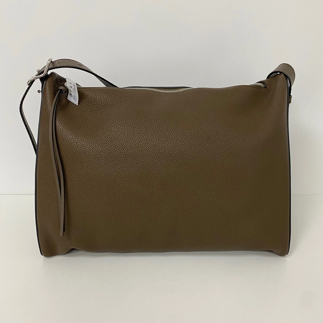 95新 LOEWE/罗意威 98新 棕色全皮单肩包 尺寸45/32