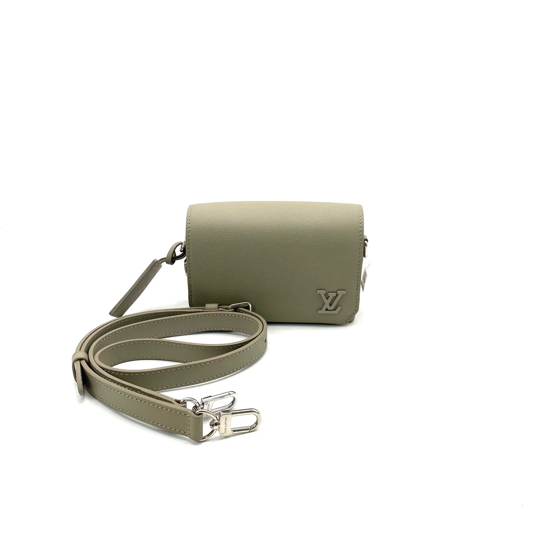 99新 LouisVuitton/路易威登 全皮FASTLINE迷你手袋 尺寸17/12