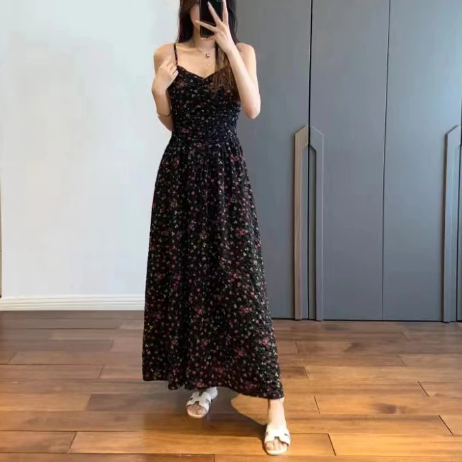 宝丫轻奢 女式遮肉显瘦碎花吊带连衣裙B8903