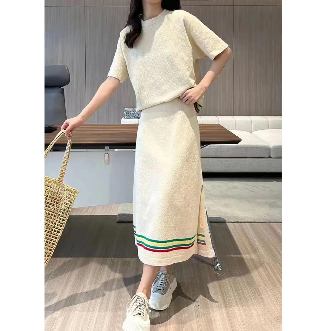 宝丫轻奢 女士简约时尚条纹撞色针织衫套装B9261