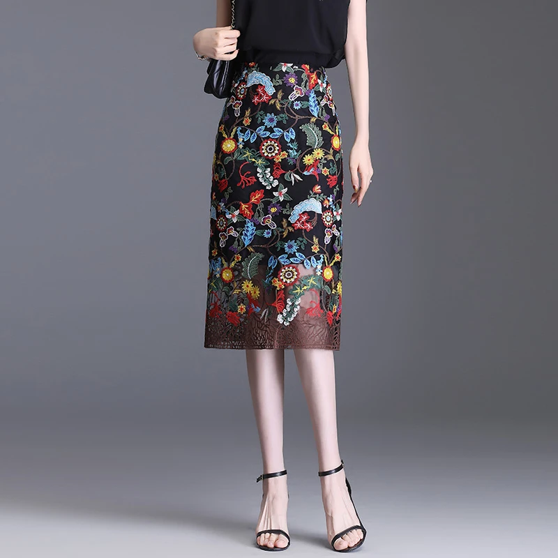 绣花包臀裙半身裙女中长款2025春夏季新款花色一步裙时尚气质裙子
