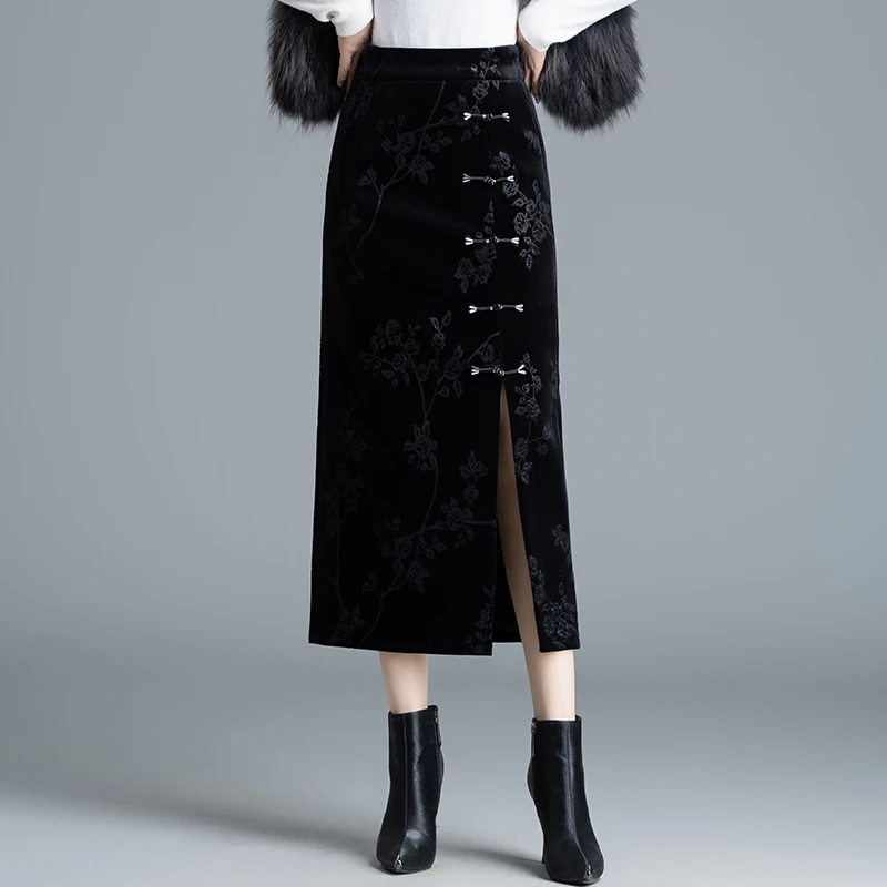 复古金丝绒显瘦半身裙女中长款秋冬新款高腰开叉一步裙包臀中长裙