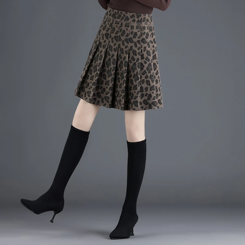 百褶短裙女半身裙秋冬季新款毛呢裙a字裙修身显瘦气质半裙子