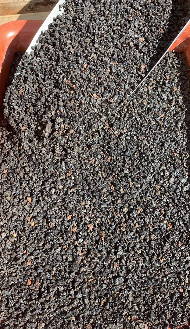 多肉植物铺面石（火山石黑色）4斤一袋