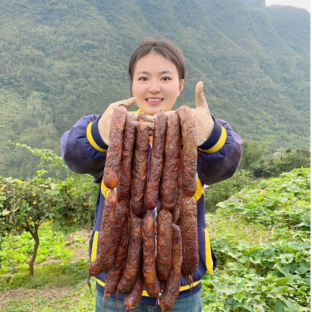 正宗四川柴火腊肠柴火熏制新鲜猪前夹肉灌装手工品质甄选健康美味