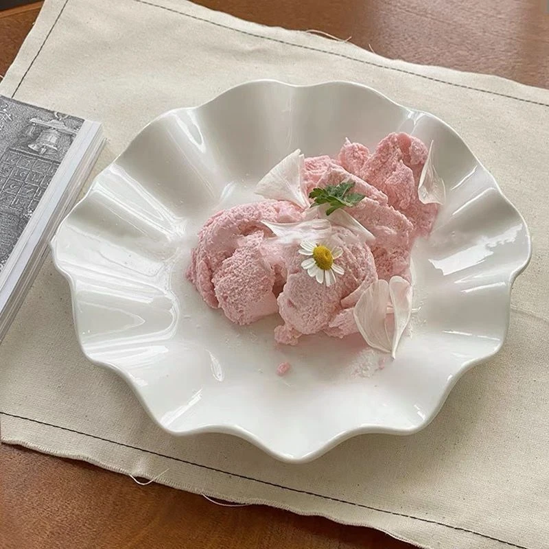 陶瓷荷叶家用盘子釉下彩菜盘异形创意家用水果盘餐具不规则纯白盘