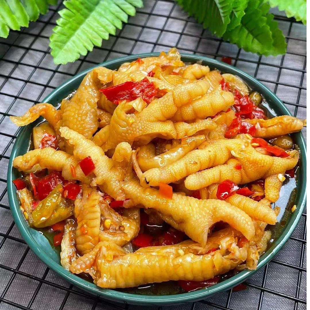 柠檬酸辣无骨鸡爪肉质脱骨鸡爪食用网红零食无骨鸡爪冷藏手工卤味