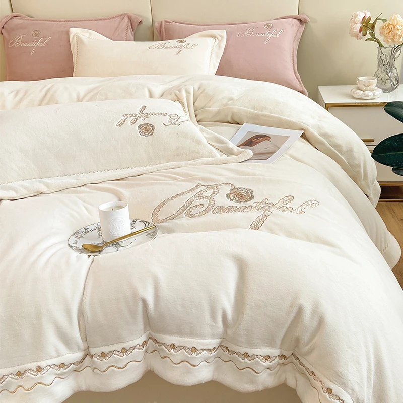 轻奢高级感牛奶绒床上四件套冬季加厚保暖珊瑚法兰绒被套床单床笠