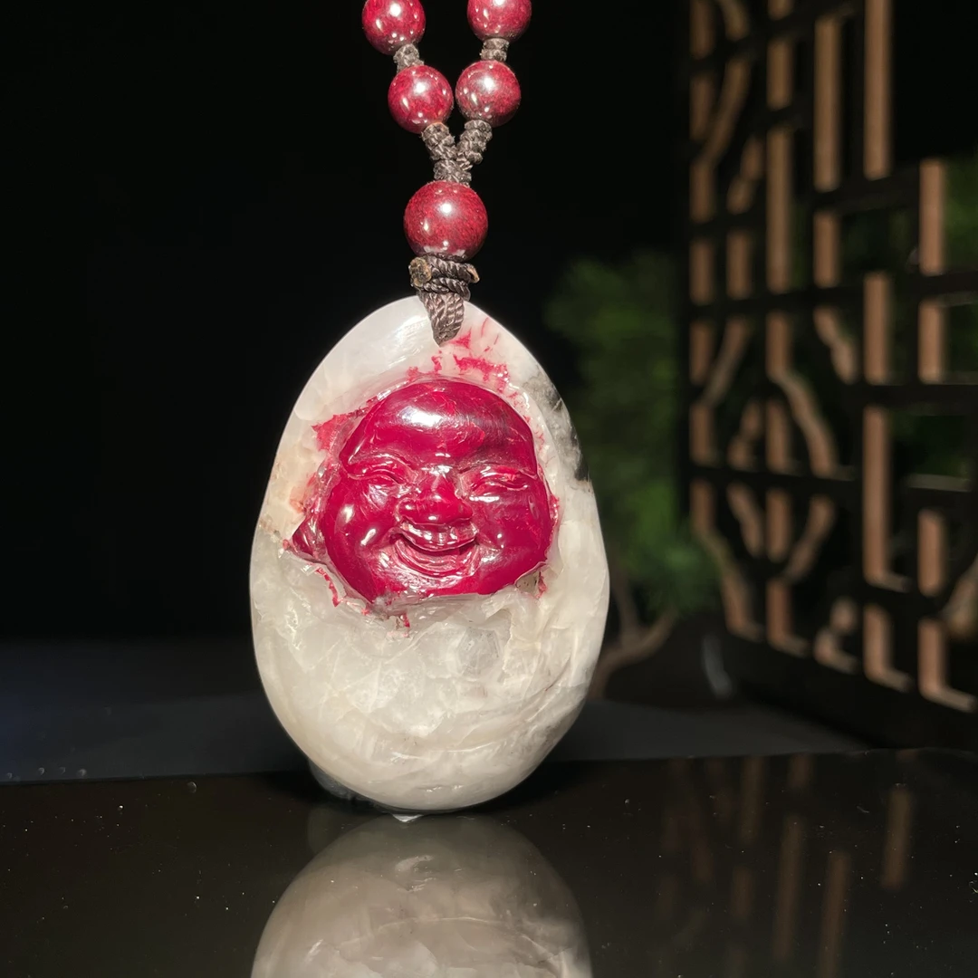 天然辰砂晶体原石雕刻弥勒挂件