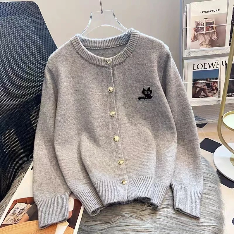 提花猫咪金属扣毛衣针织开衫女软糯宽松百搭外套上衣