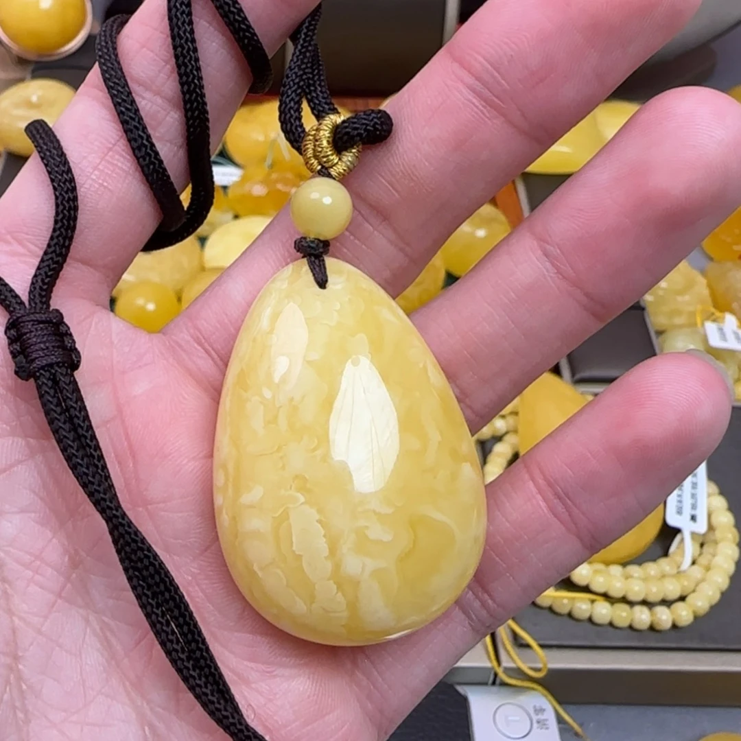 【闪购商品】琥珀颈饰未镶嵌用****3