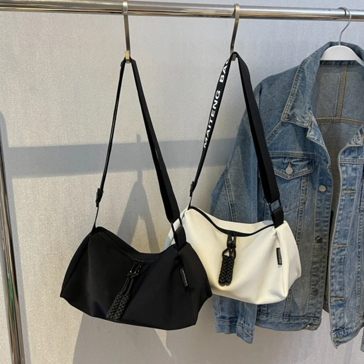 慵懒风尼龙布大容量2023新款夏包包女百搭单肩斜挎包高级感枕头包