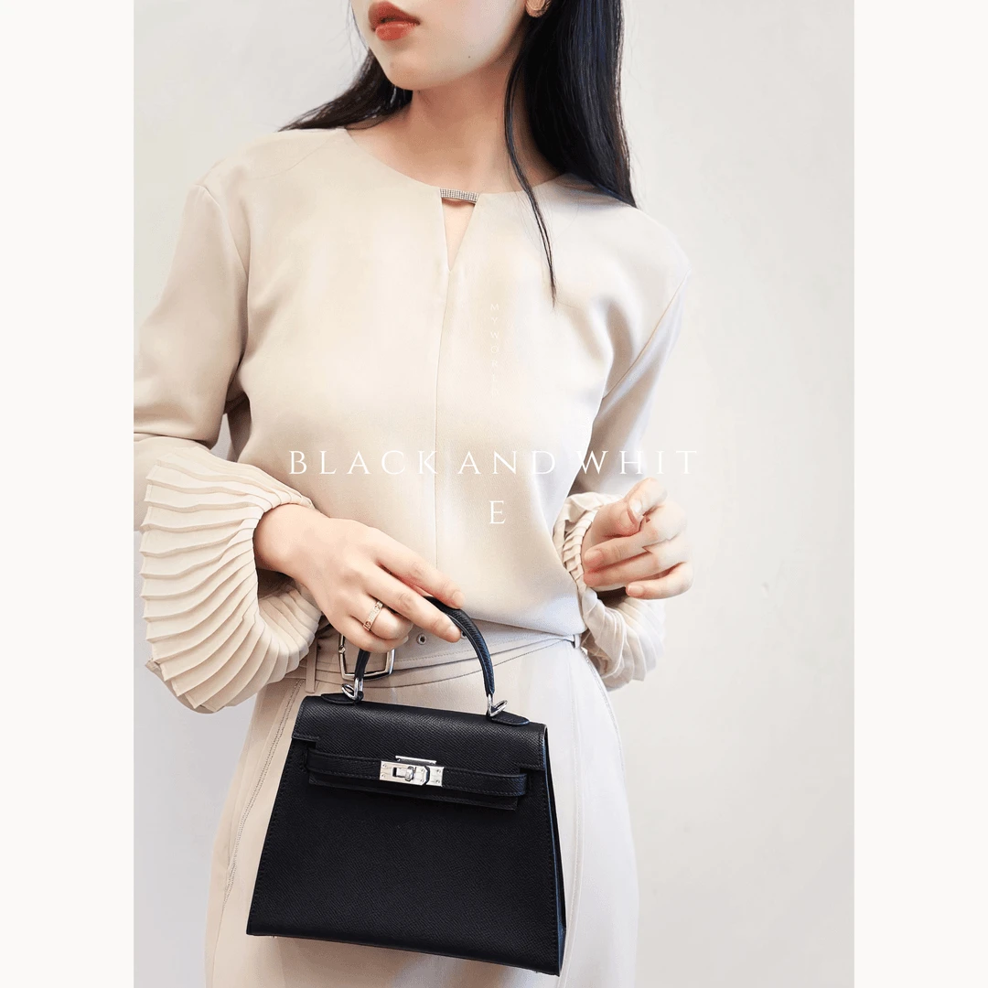 M2190气质百搭卡其色两件套装 衣长59 裙长76 款号S58123