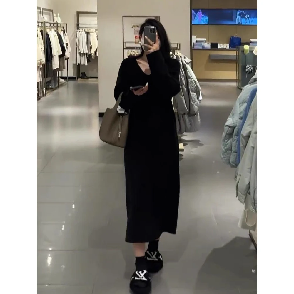 大码女装胖mm加厚内搭黑色长款针织毛衣裙女秋冬显瘦百搭连衣裙女