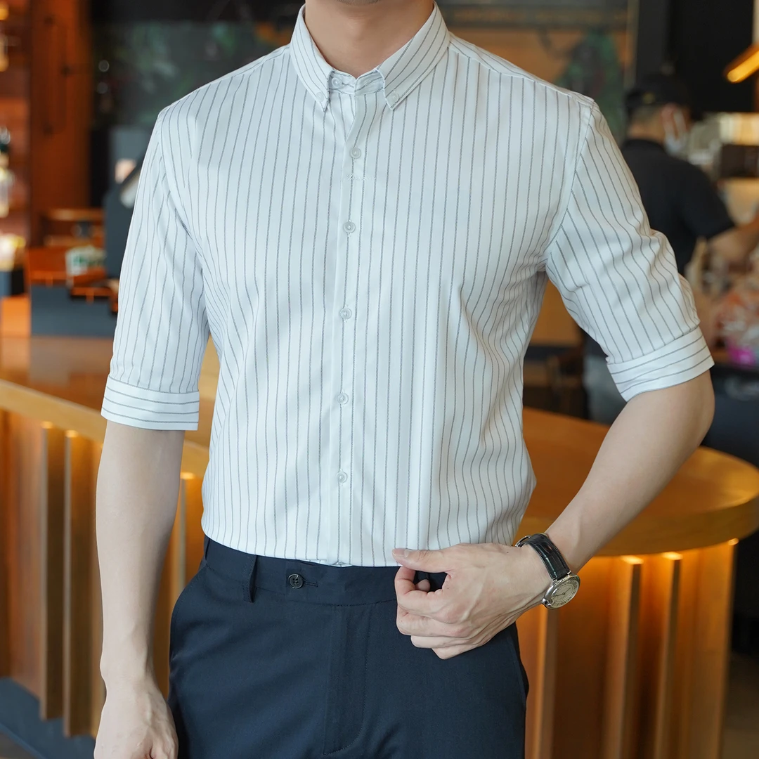 夏季高级感白色条纹衬衫男士长袖商务休闲衬衣修身免烫百搭黑衬衫