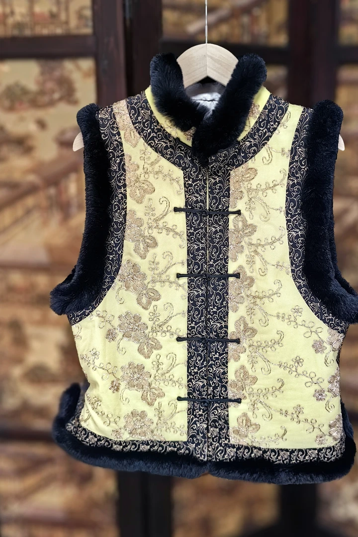 云裳华服复古中国风手工原创设计百搭刺绣中式国潮女装汉服马夹
