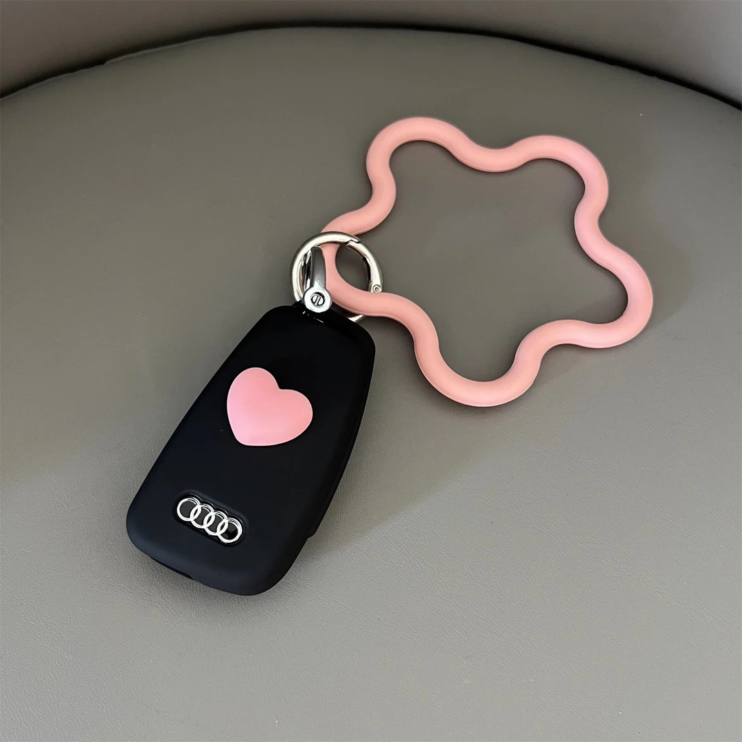 适用奥迪q3钥匙套q2l/a1/a3老a6折叠a4l/a5l/a6l卡通壳女专用audi