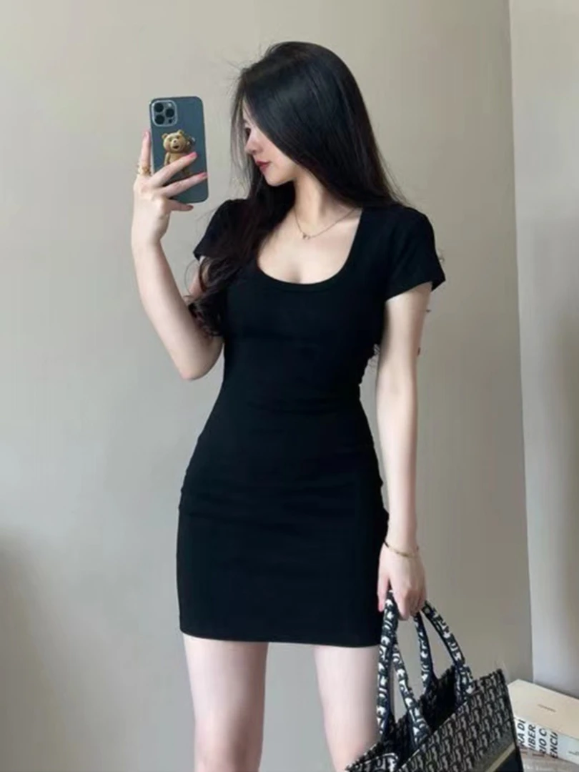 甜美性感短裙纯欲风U领低胸包臀裙黑色T恤连衣裙女修身显瘦打底裙