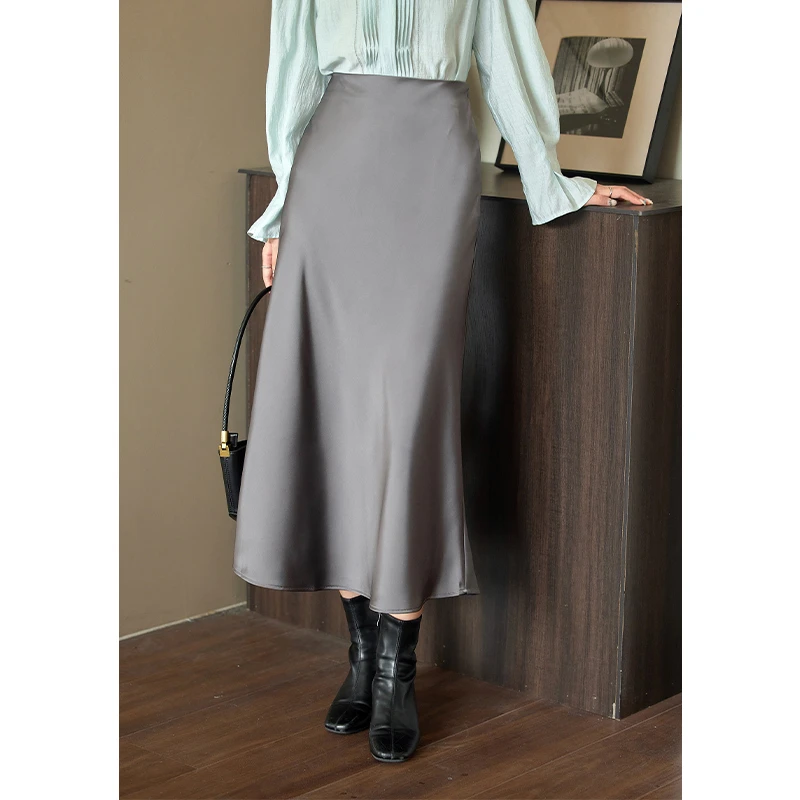原水2024秋季新款法式气质通勤高腰缎面鱼尾半身裙灰色女D46015