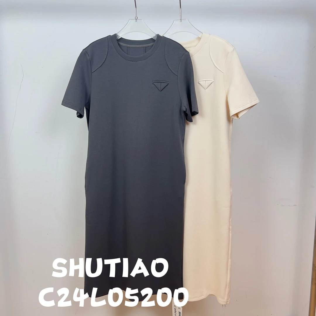 【SHUTIAO】2024秋冬：新款小众设计款连衣裙C24L05200