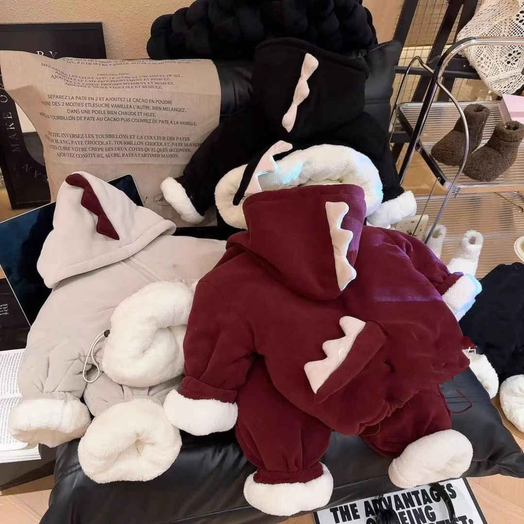 儿童家居服套装2024新款男女同款冬装恐龙加厚保暖双层睡衣两件套