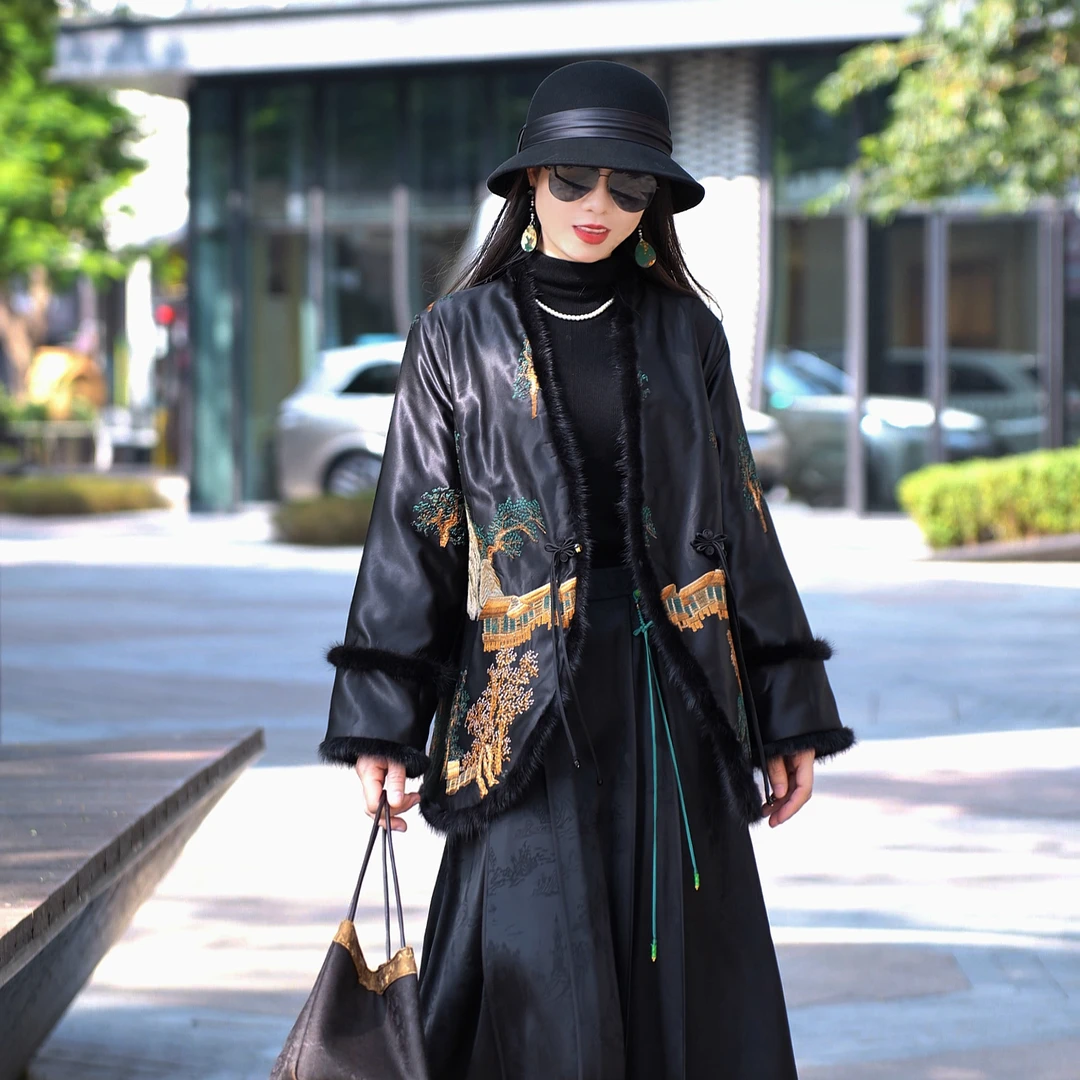 《鹤云飞》重工刺绣 外套  加厚 丝毛缎 山水绣花 桑蚕丝加澳洲羊毛