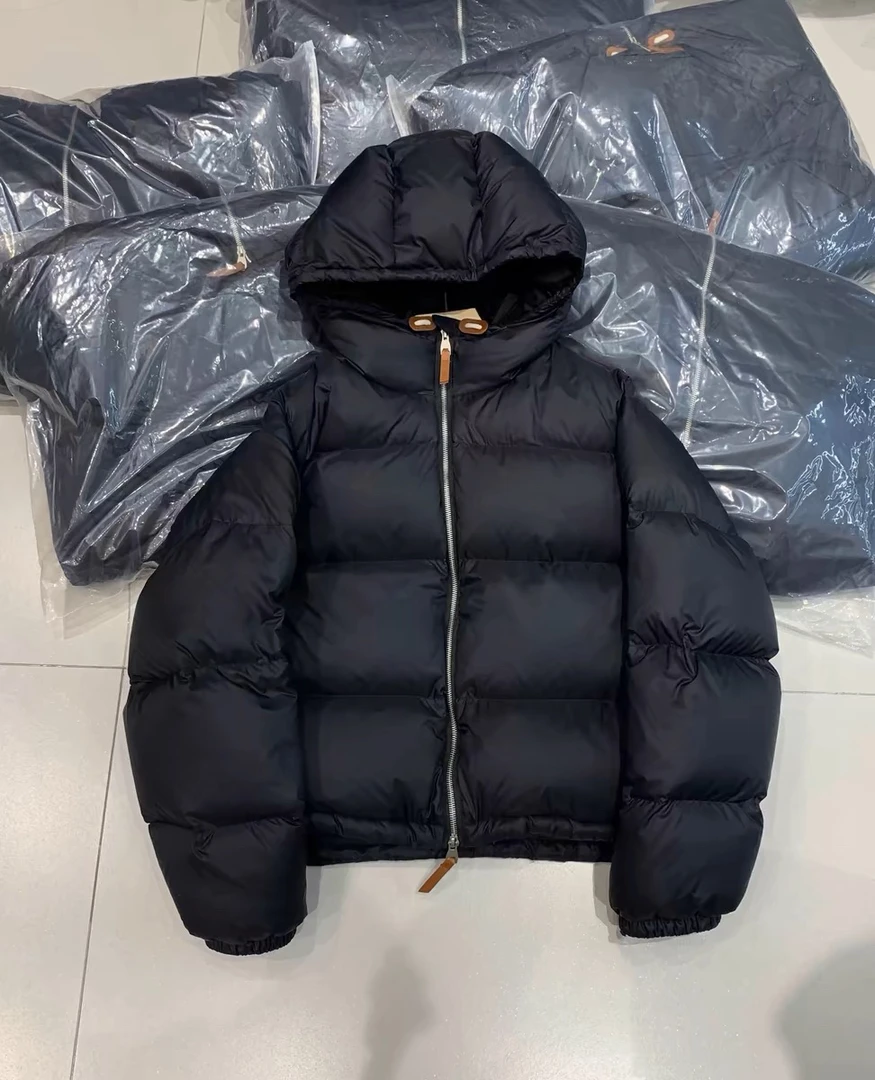 欧货（鹅）小皮扣羽绒外套