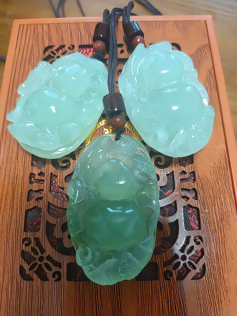 【蒋总福利】手工雕刻玉葫芦吊坠随机发一/天然玉石