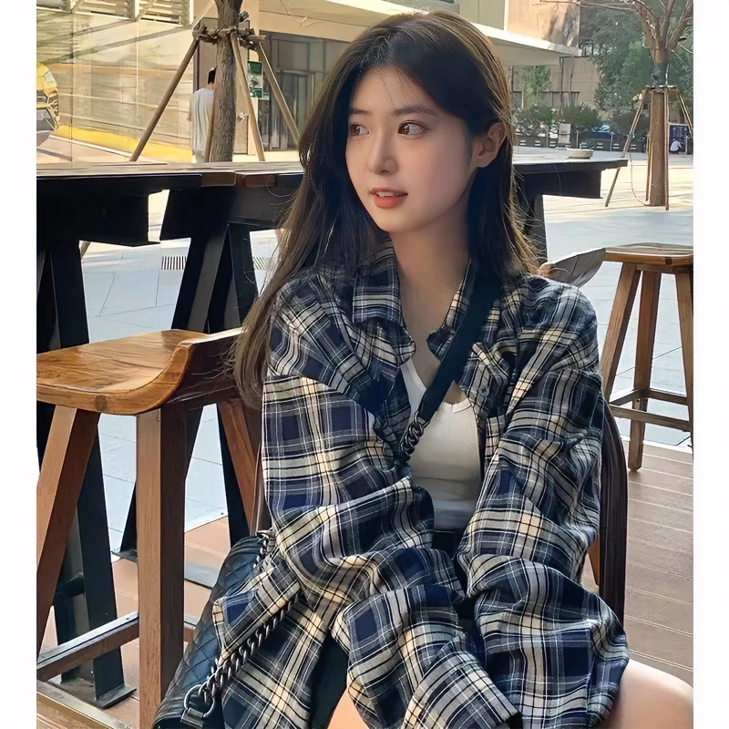 格子长袖chic港味复古薄款衬衣女宽松2025春秋衬衫幂式穿搭外套
