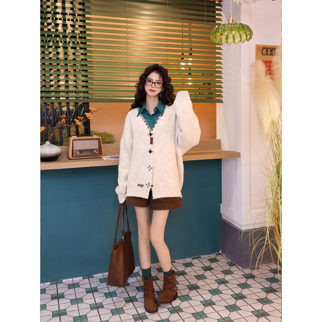 陈佳洁【糯米奶冻】港风复古纯色开衫针织宽松毛衣上衣JA1999007