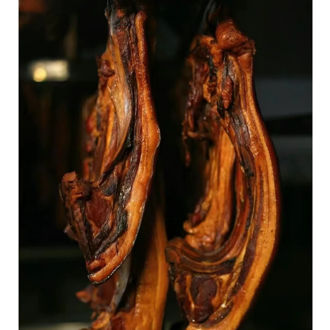 重庆奉节跑山黑猪柏树枝熏制五花腊肉土特包烧切