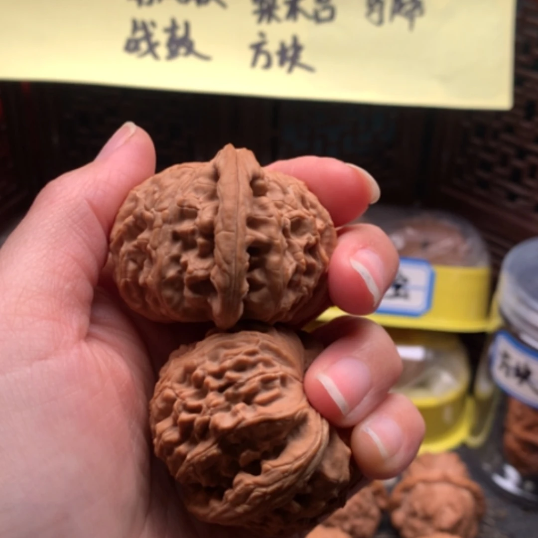 【闪购商品】文玩核桃吊坠小*哥