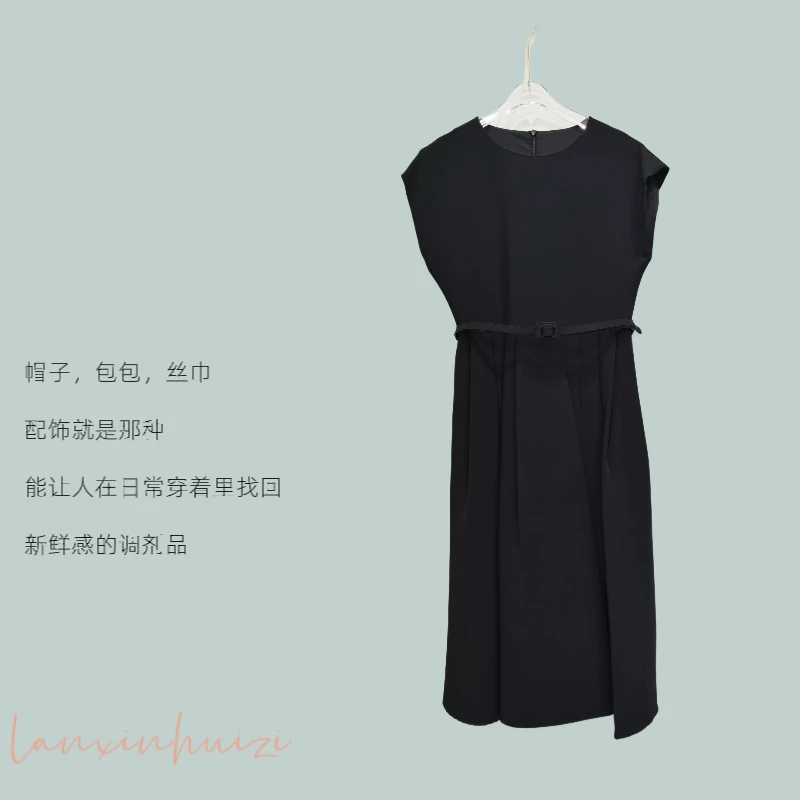 【雅·形象】雅致经典小黑裙