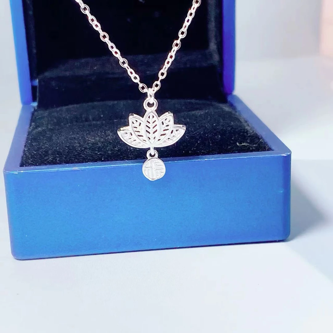 坠链均足银 足银 990 莲花福牌项链