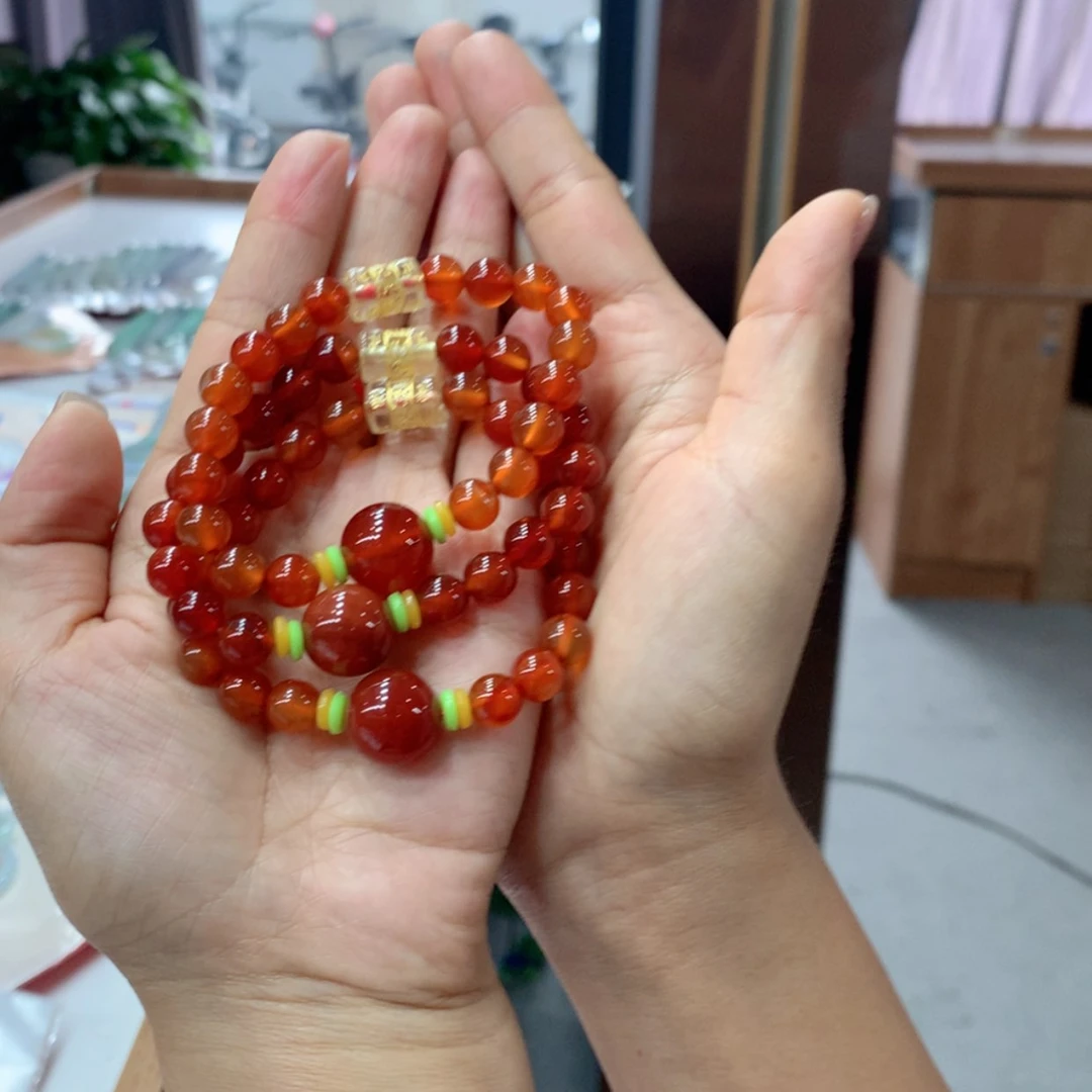 【闪购商品】玛瑙/玉髓手链合金三***?多样性