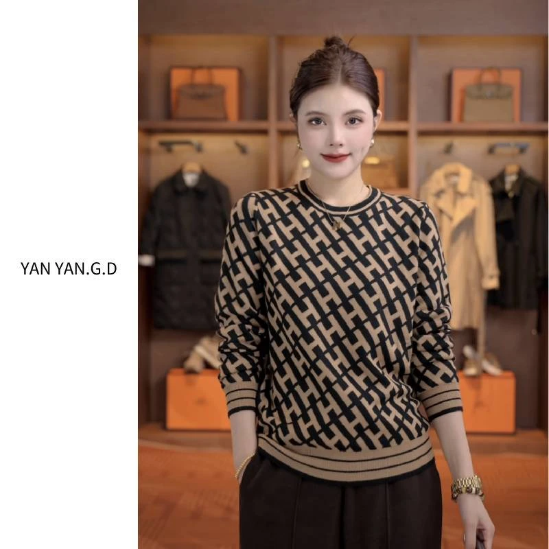 YAN-新款百搭气质撞色羊毛上衣