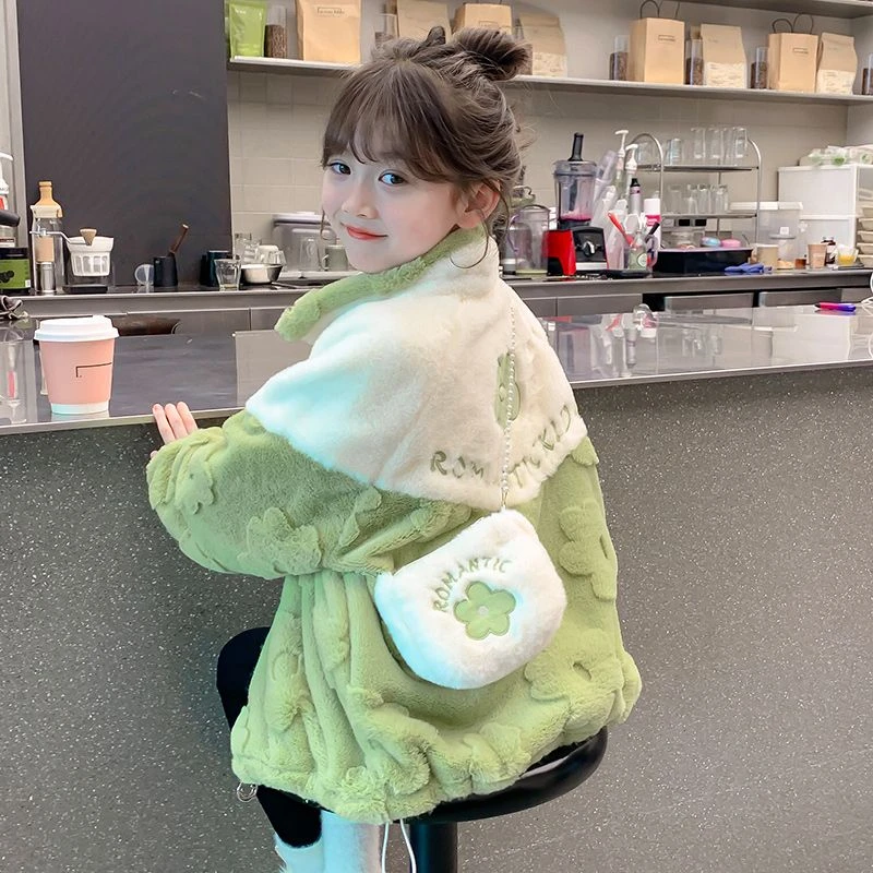 女童冬装外套2023新款洋气儿童冬季加厚小女孩羊羔毛绒夹棉上衣潮