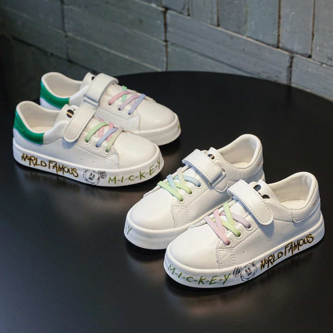 迪士尼2024春秋新款涂鸦小白鞋男女童防滑耐磨休闲鞋潮流轻便板鞋